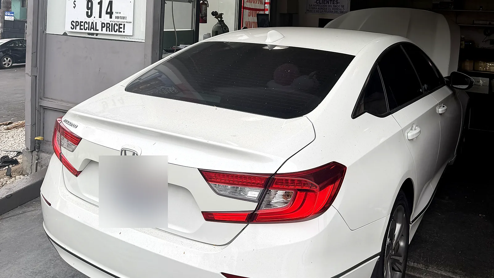 Hybrid smog check in Los Angeles, CA: Honda Accord in our test lane