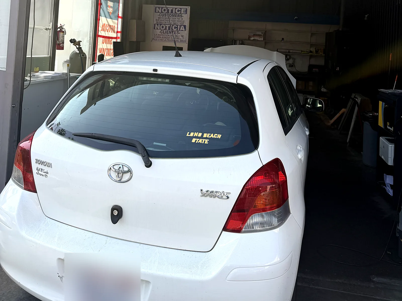 Smog retest in Los Angeles, CA: Toyota Yaris in our test lane
